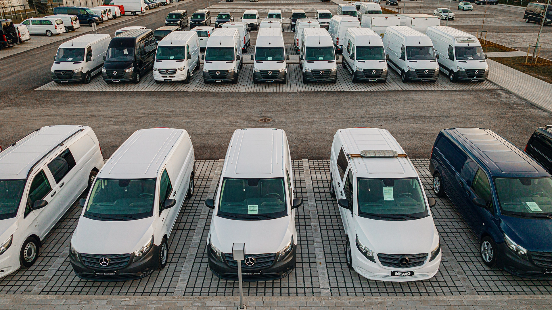 Käytetyt pakettiautot Veho