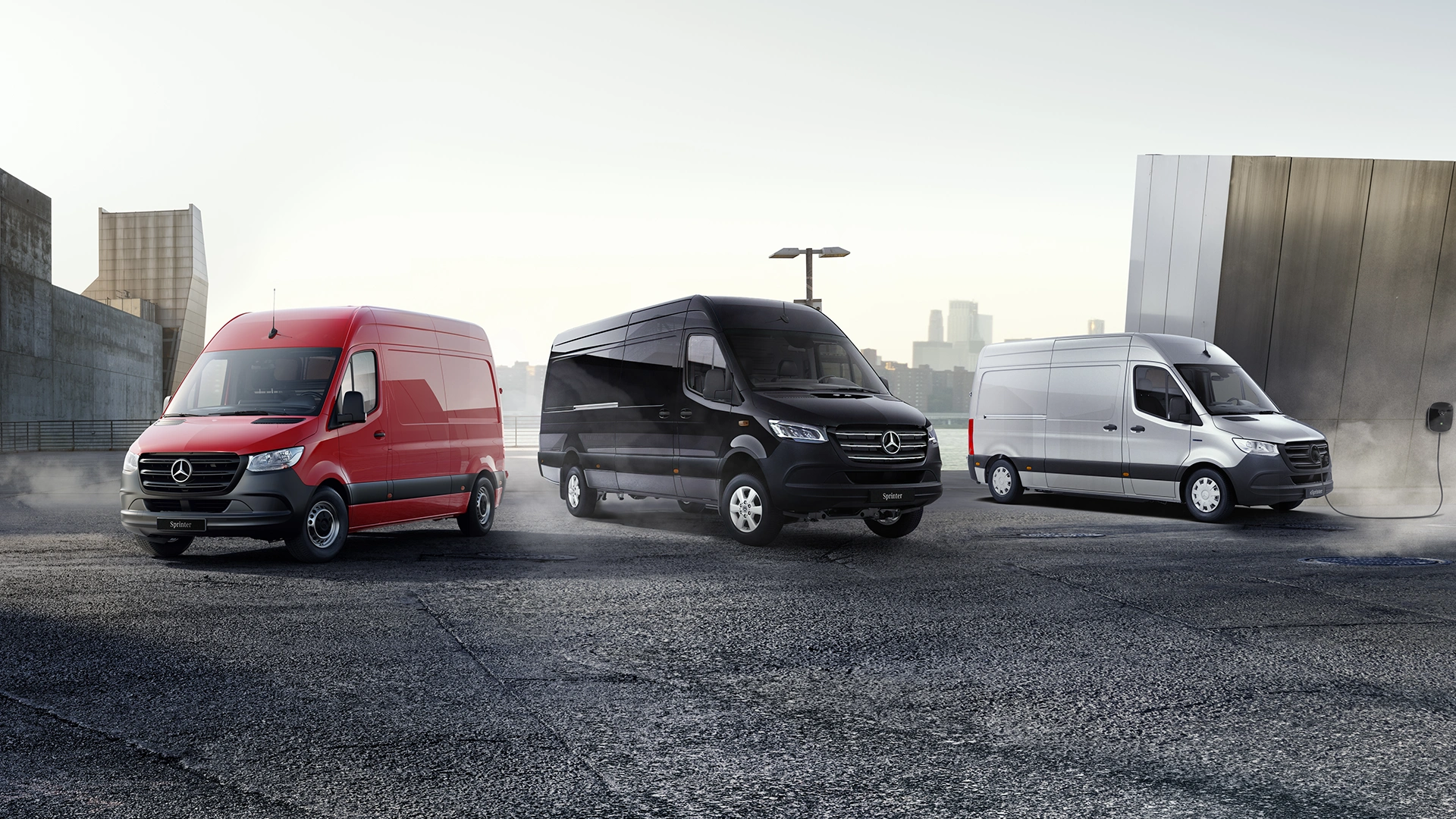 Kolme Sprinteriä vierekkäin