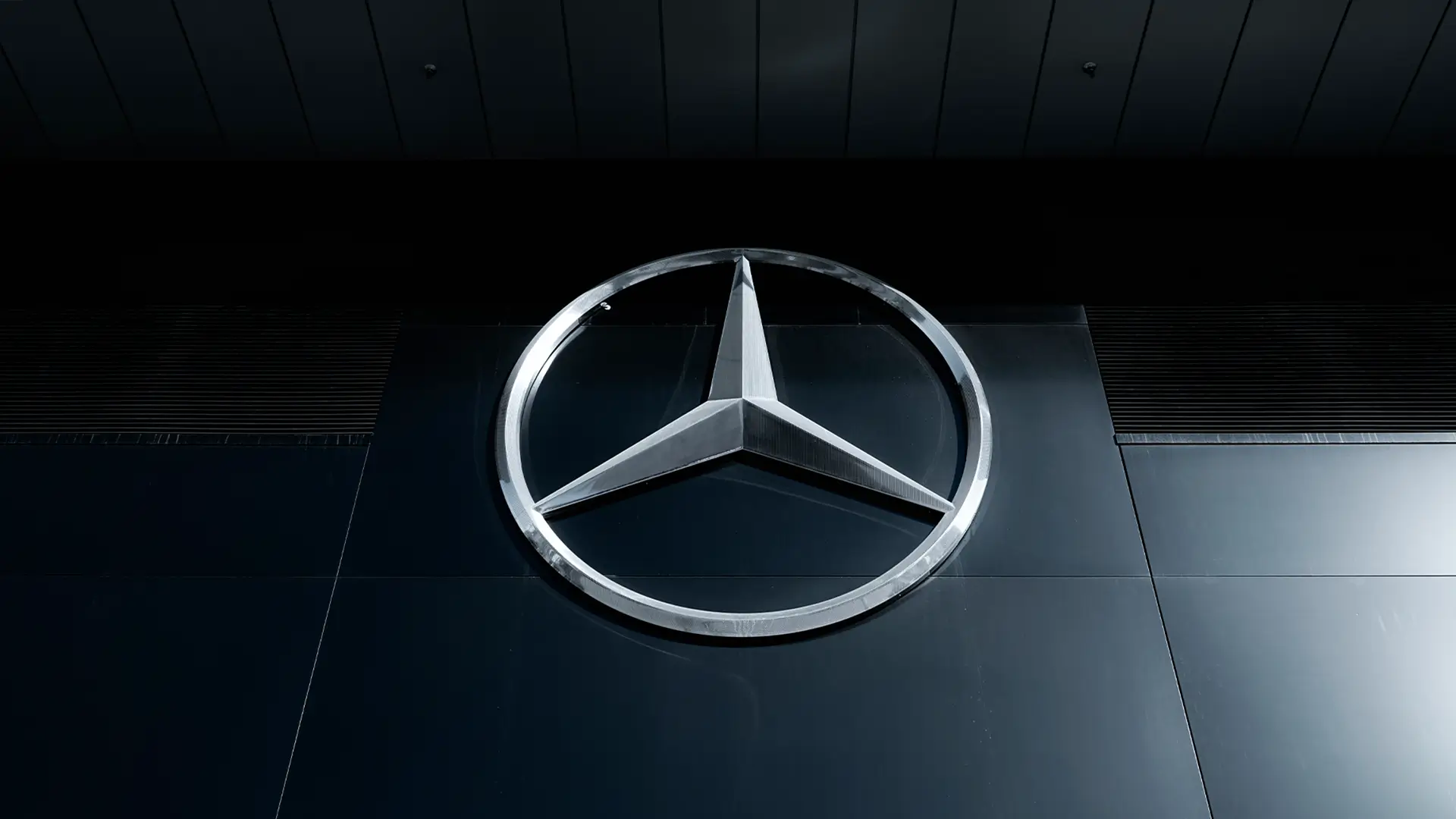 Hopea Mercedes-Benz logo